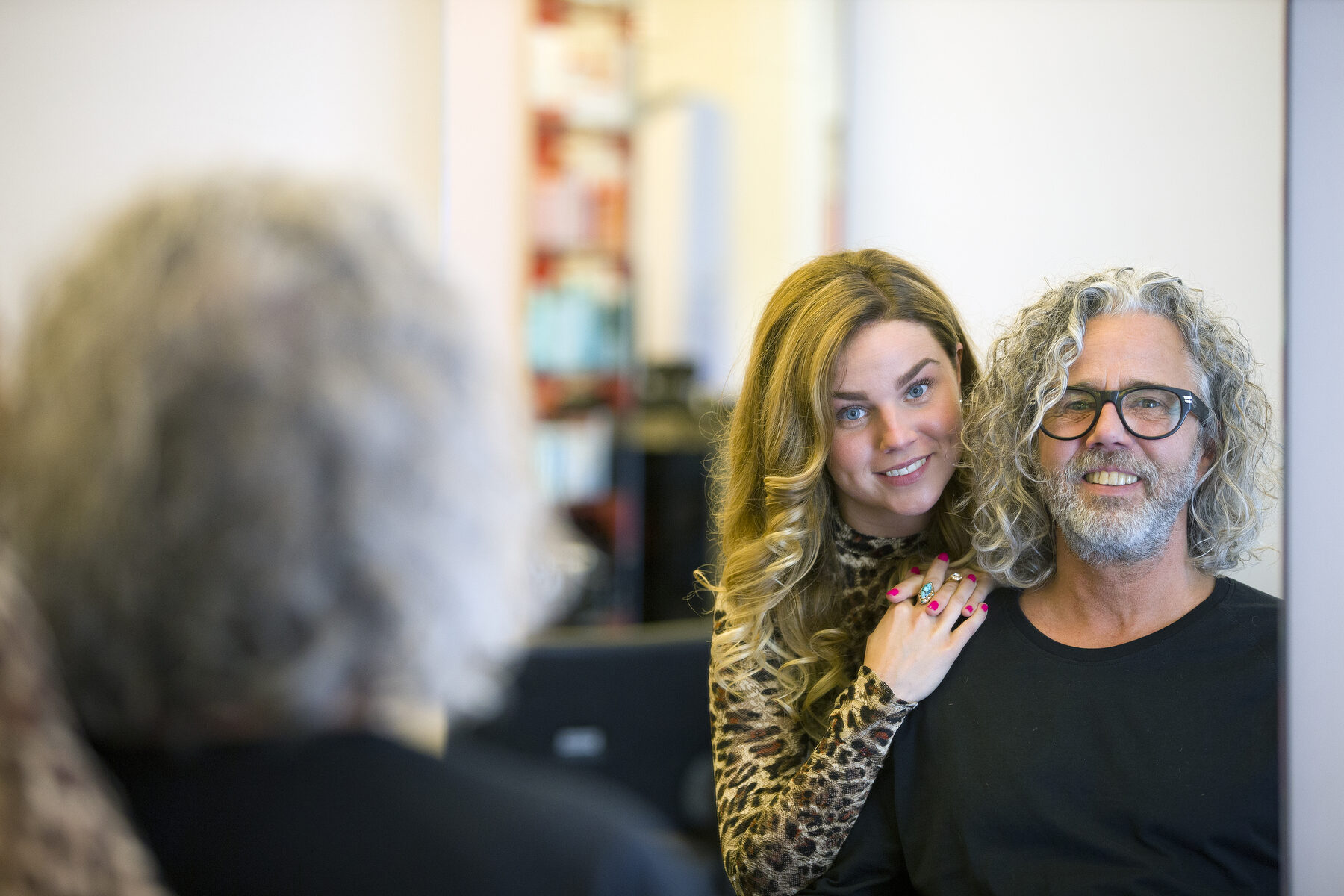 Babs en Ad van Gorkom in de salon